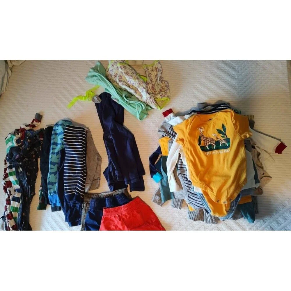 Huge 43pcs of 12-18m baby infant toddler Clothing Lot bundle assorted